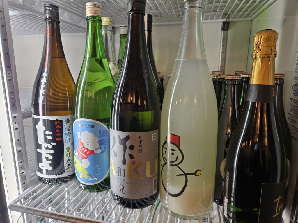 ズラリと並んだ日本酒