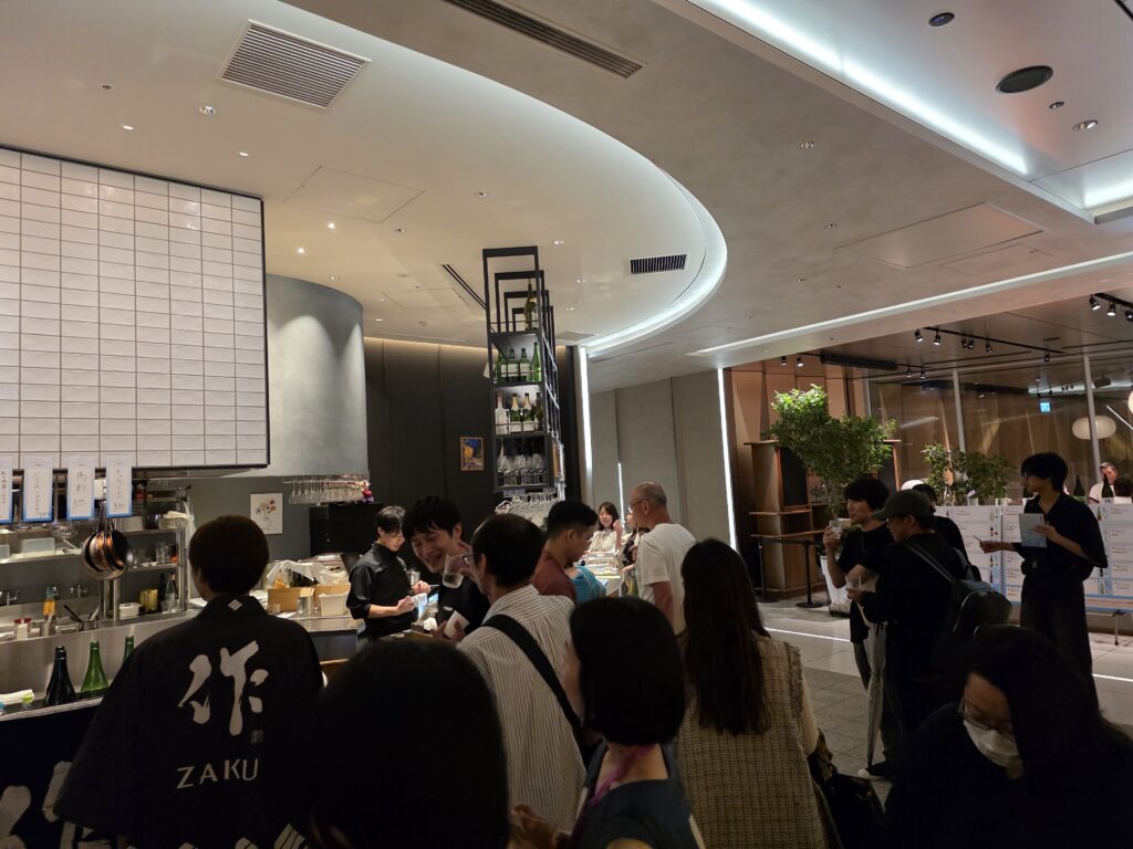 TORASAKE会場の賑わい
